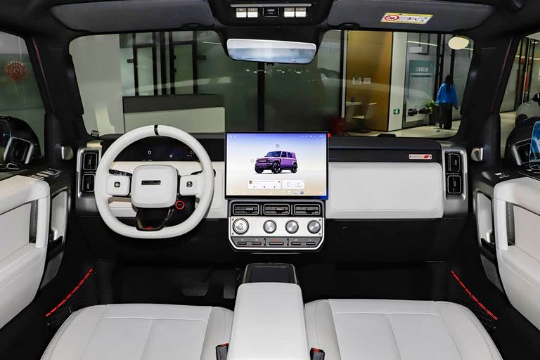 AIQAR EQ3 - interior