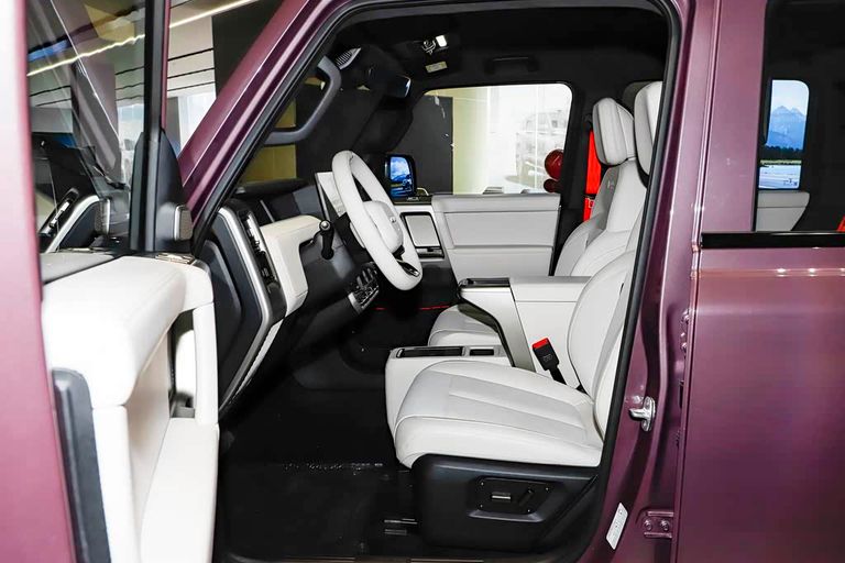 AIQAR EQ3 - interior