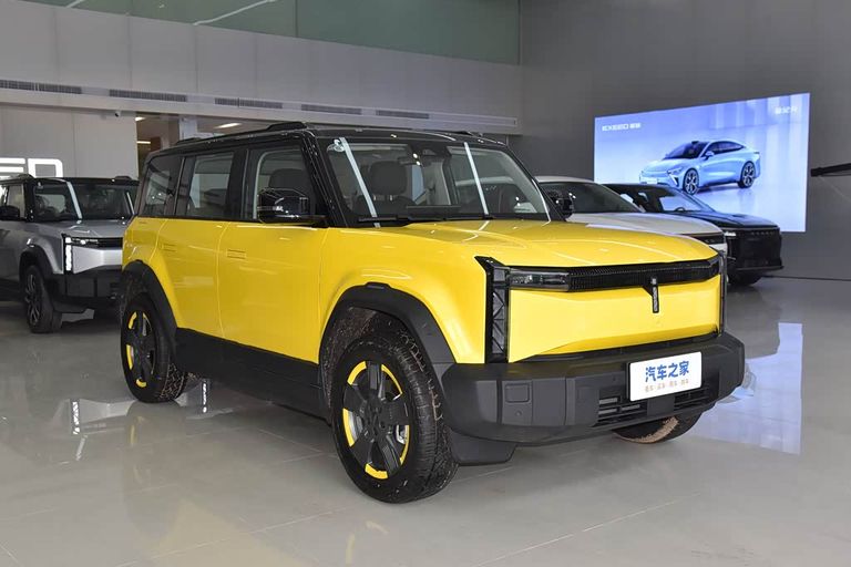 AIQAR eQ7 - exterior