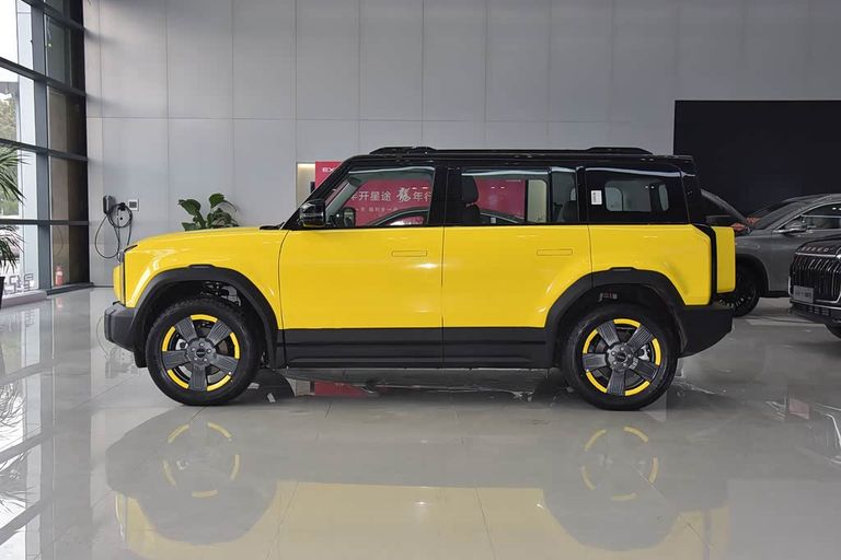 AIQAR eQ7 - exterior