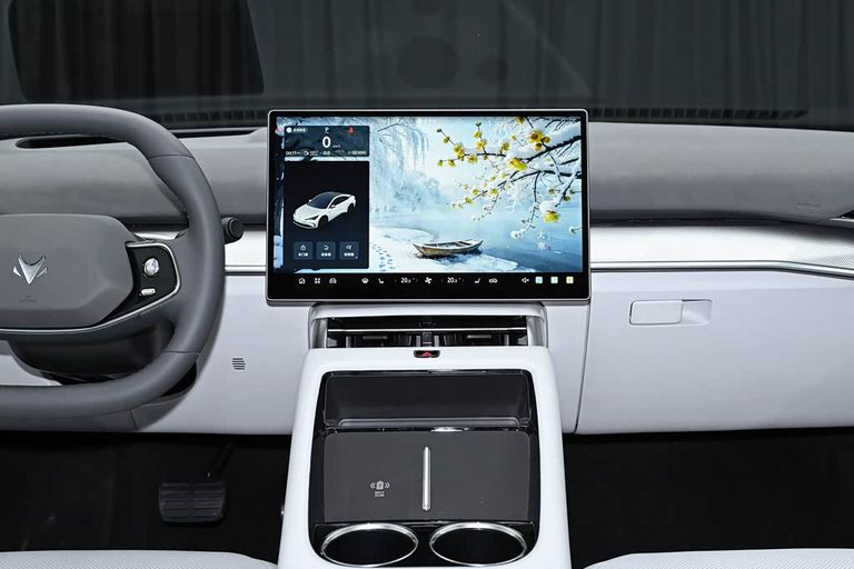 ARCFOX αS - interior