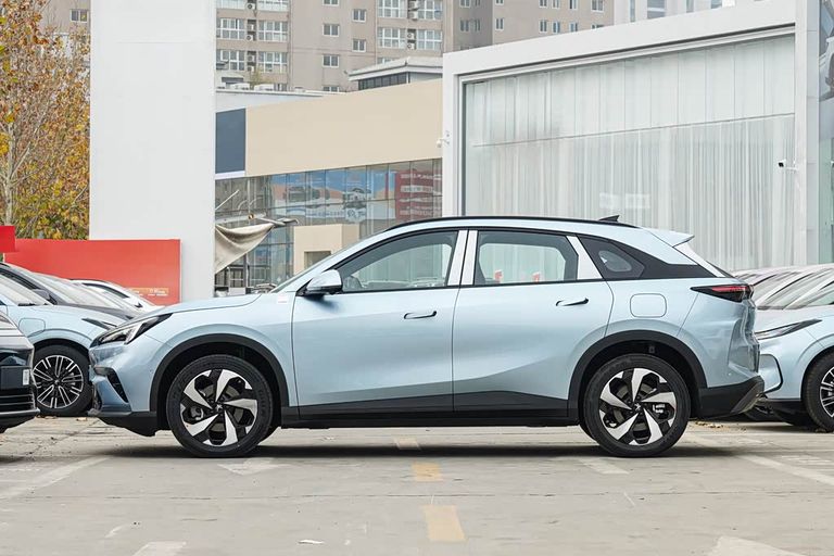 ARCFOX αT5 - exterior