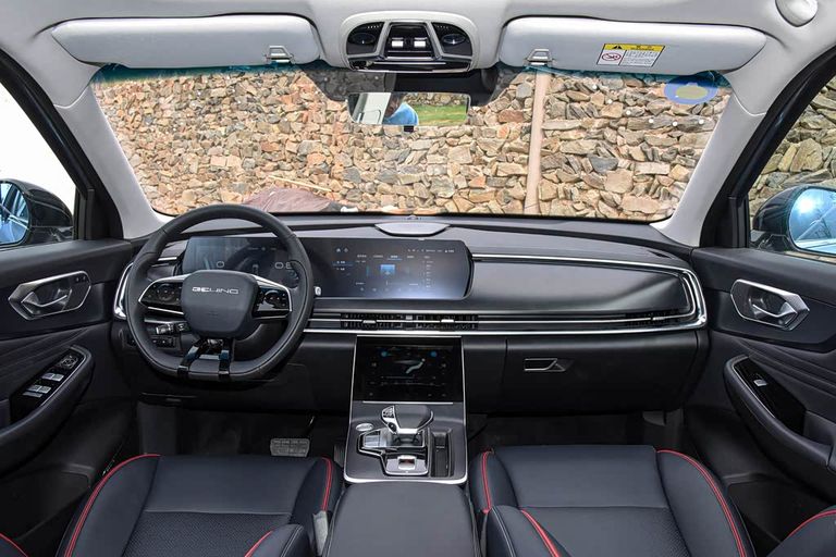 Beijing X7 - interior