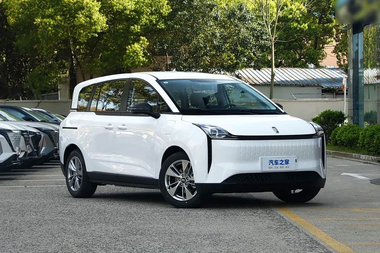 Bestune NAT E05 - exterior