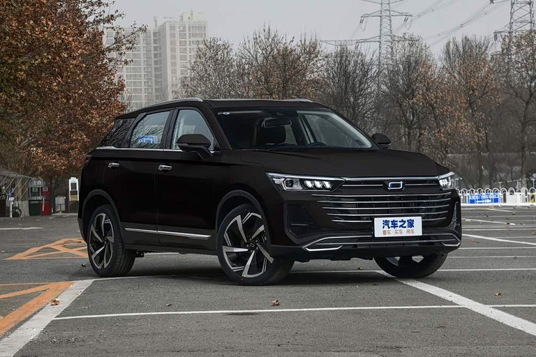 Bestune T77 - exterior