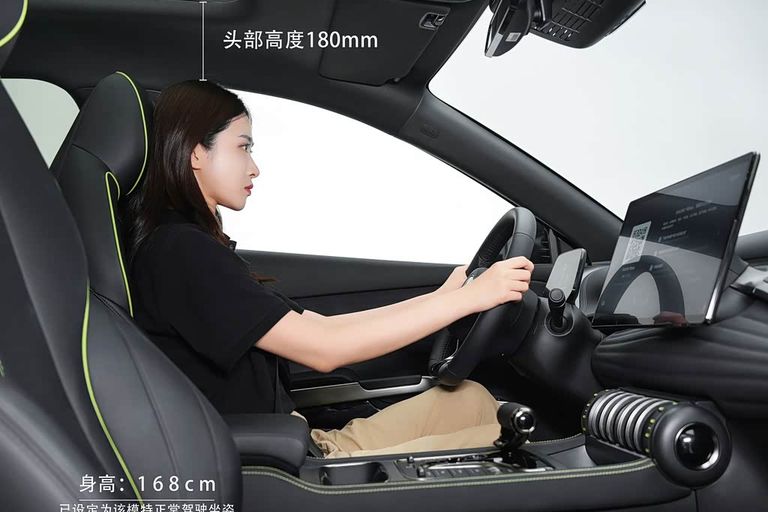 BYD Atto 3 / Yuan PLUS - interior