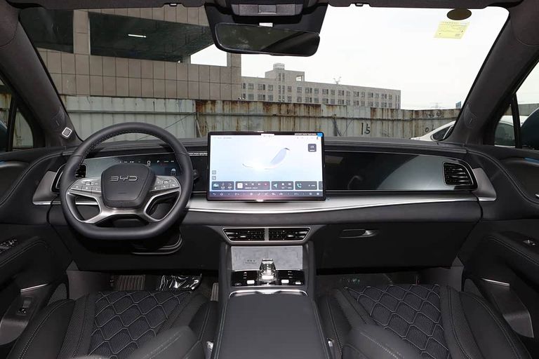 BYD Sealion 7 EV - interior