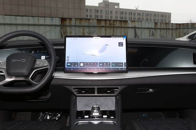 BYD Sealion 7 EV - interior