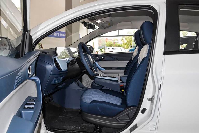Changan Benni E-Star - interior