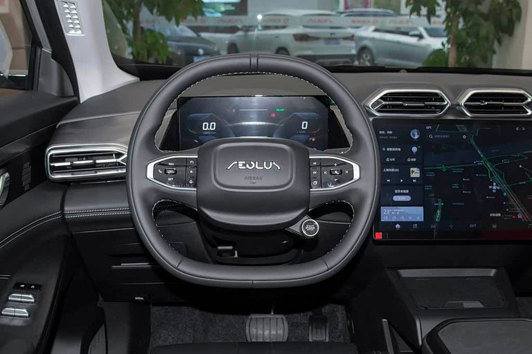 Dongfeng Mage - interior