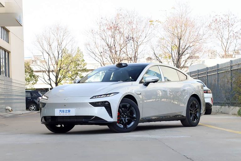 Dongfeng eπ007 - exterior