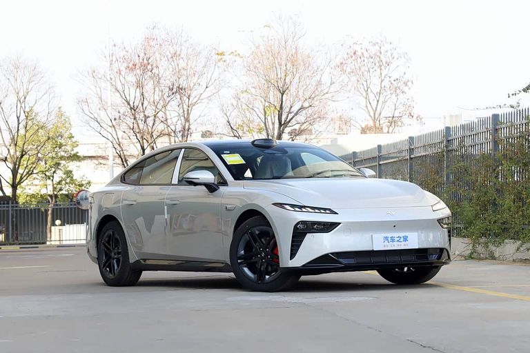 Dongfeng eπ007 - exterior