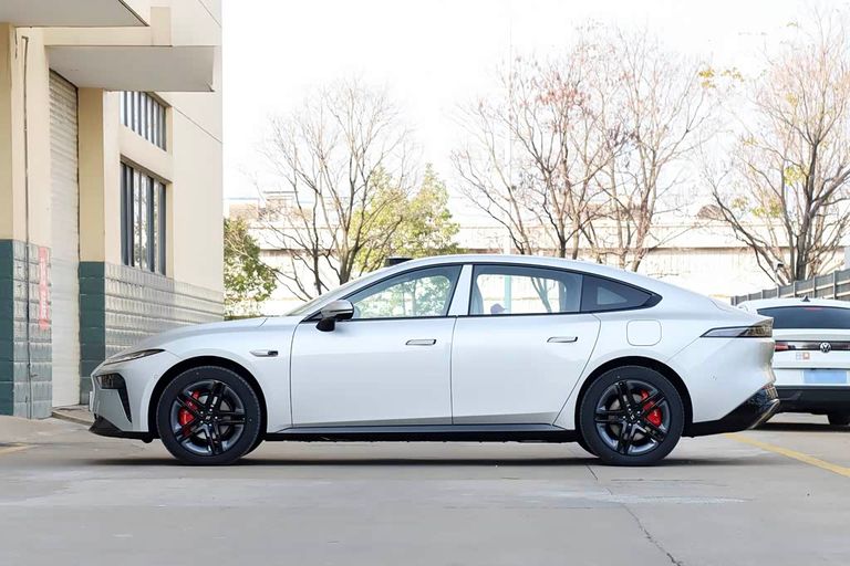 Dongfeng eπ007 - exterior