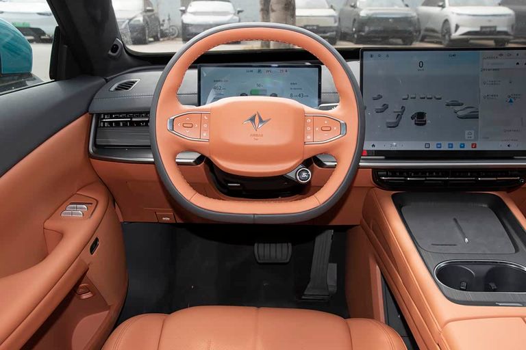 Dongfeng eπ007 - interior