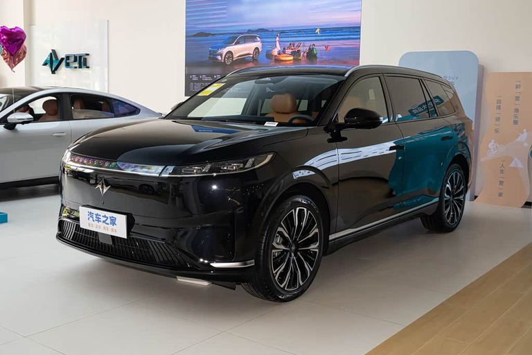 Dongfeng eπ008 - exterior