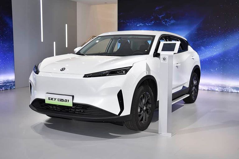 Dongfeng SKY EV01