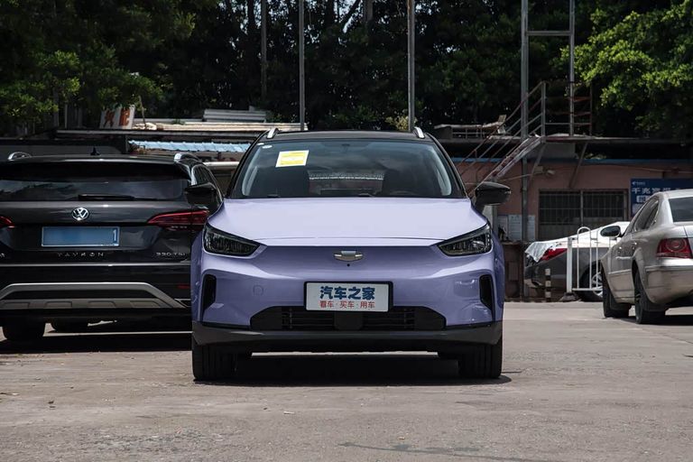 Geely Geometry C - exterior