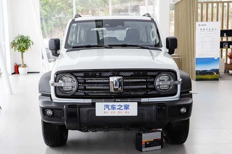 GWM Tank 300 - exterior