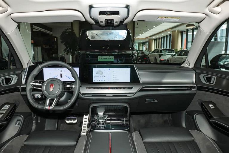 Hongqi H9 - interior