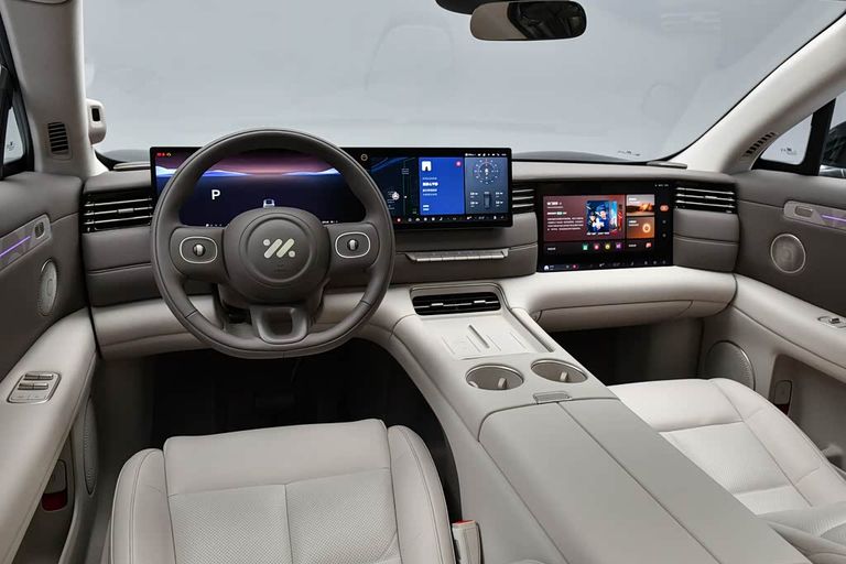 IM LS6 - interior