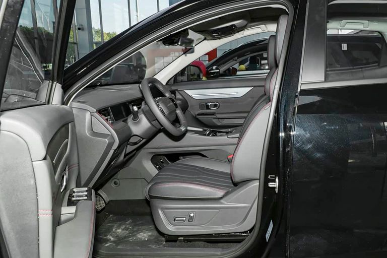 Jetour Dashing - interior