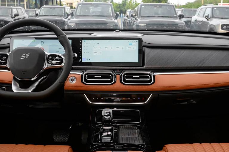 Jetour X70 PLUS - interior