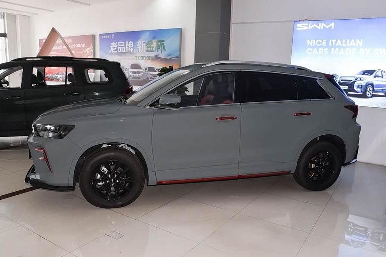 SWM G01FF - exterior