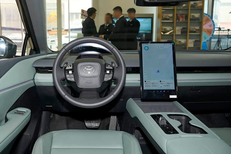 Toyota BZ3 - interior