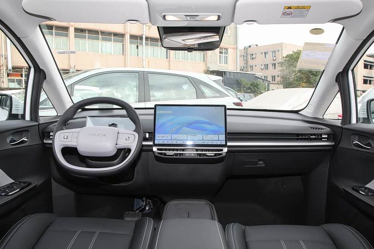 VENUCIA VX6 - interior