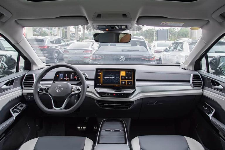 VW ID.6 CROZZ - interior