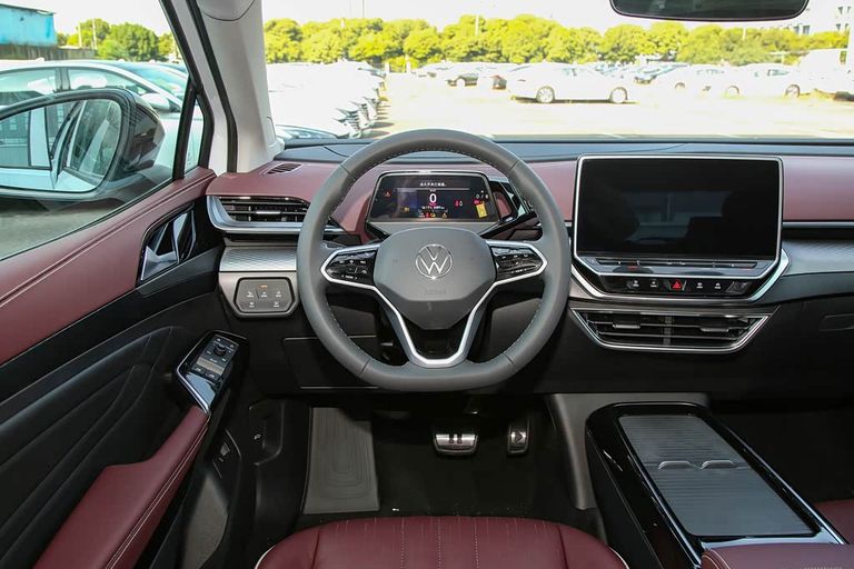 VW ID.6 X - interior