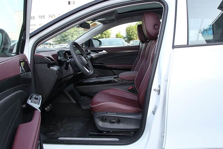 VW ID.6 X - interior