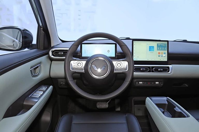 Wuling Bingo Plus - interior