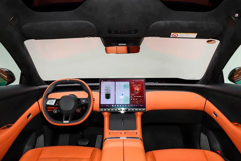 Xiaomi YU7 - interior
