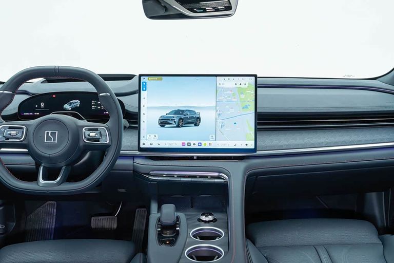 Zeekr 001 - interior