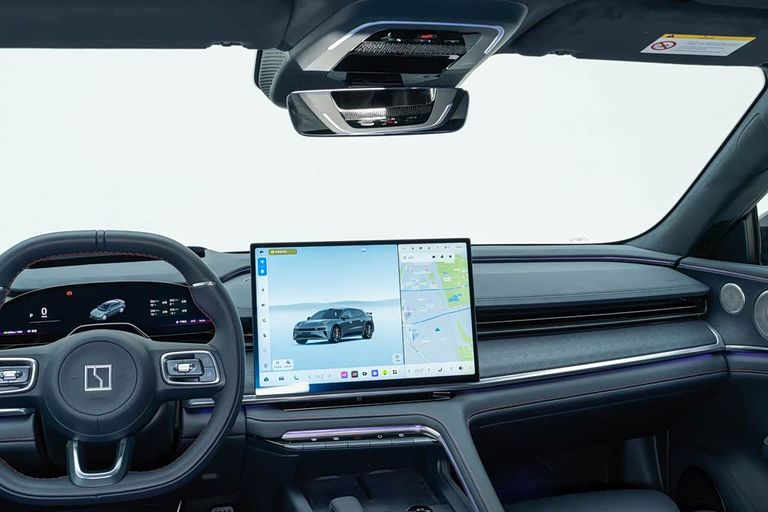 Zeekr 001 - interior