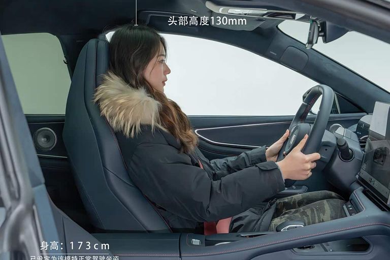 Zeekr 001 - interior